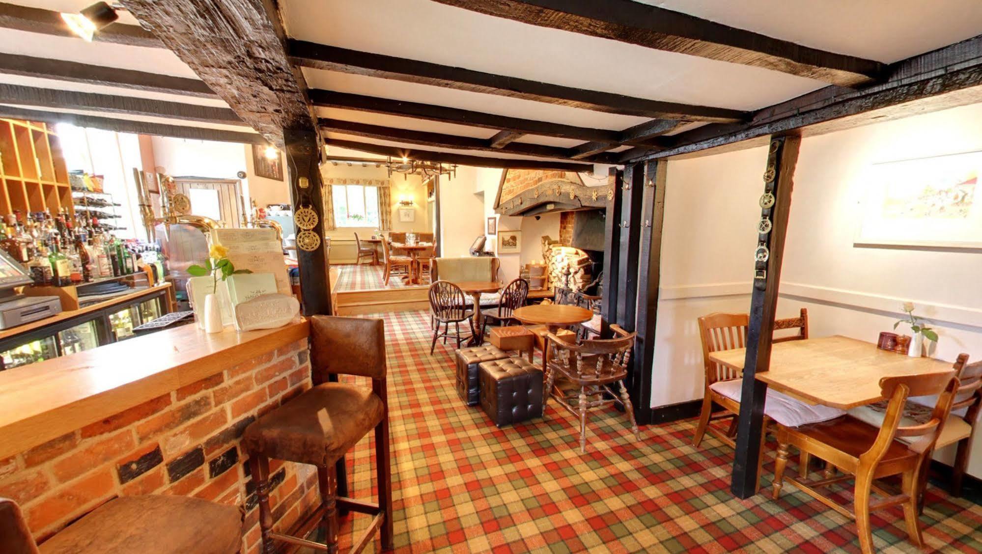 The Nags Head Hotel Great Missenden Eksteriør bilde