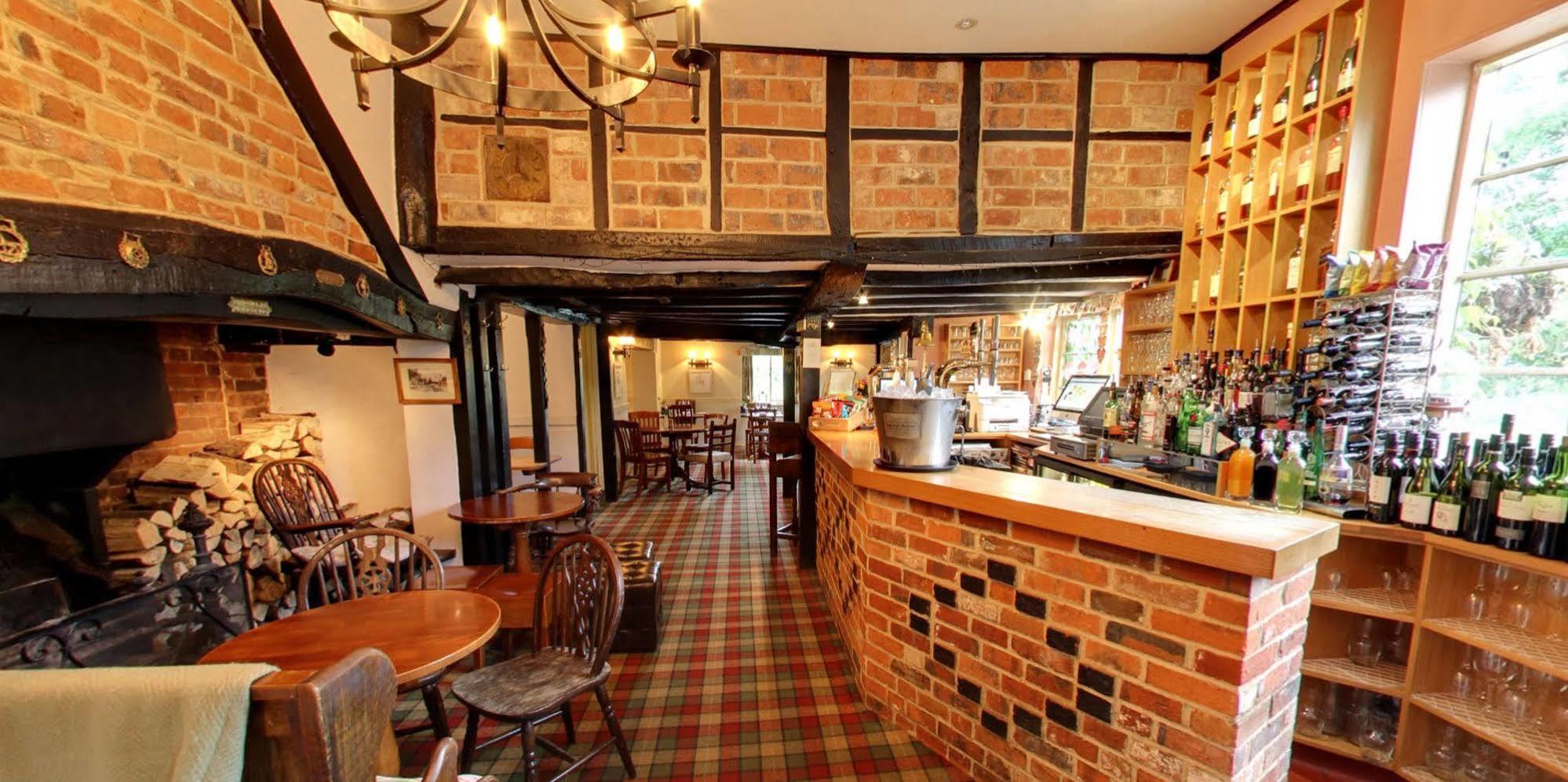 The Nags Head Hotel Great Missenden Eksteriør bilde